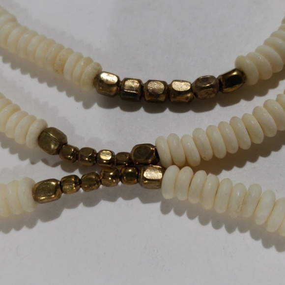 Chico's Gold tone & Cream Beaded Boho Long Necklace – Vintage-Inspired Jewelry - Picture 5 of 9